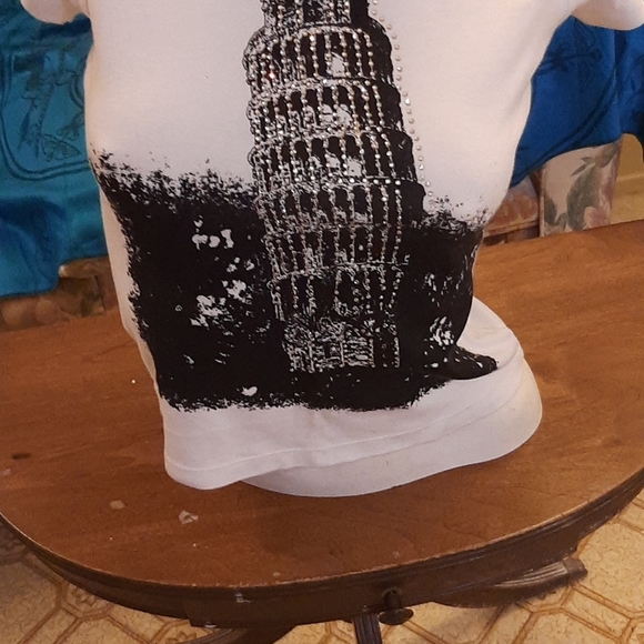 DOMINIC TEE - Picture 1 of 4